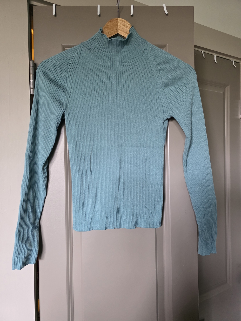 EXPRESS Brand Ribbed Sweater
